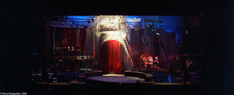 NOUVELLE COMPAGNIE THÉÂTRALE